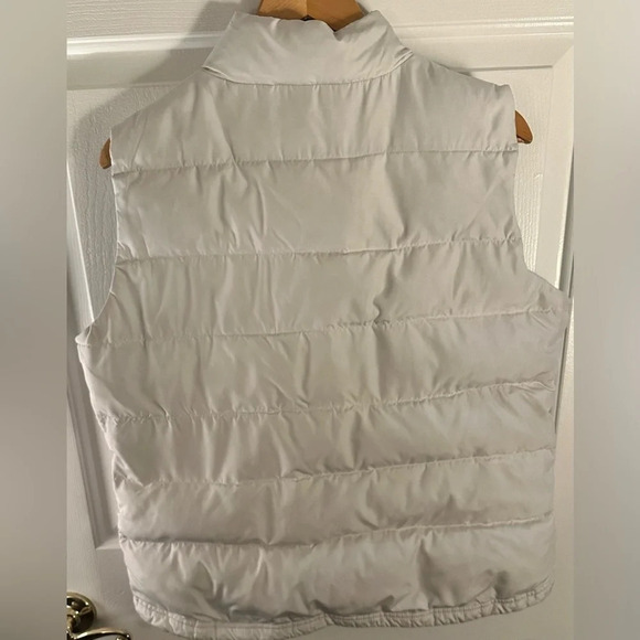 American Eagle White Puffy Vest Size Extra Large - Picture 5 of 7